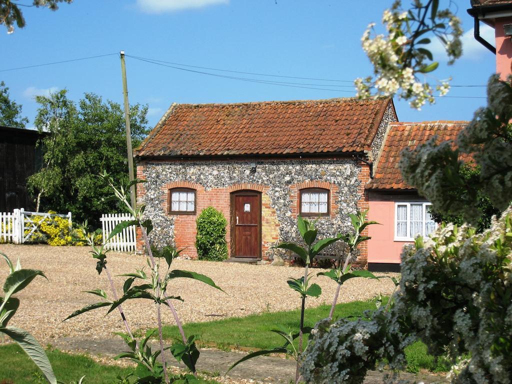 Colston Hall Farmhouse B&B Фрамлингхам Номер фото